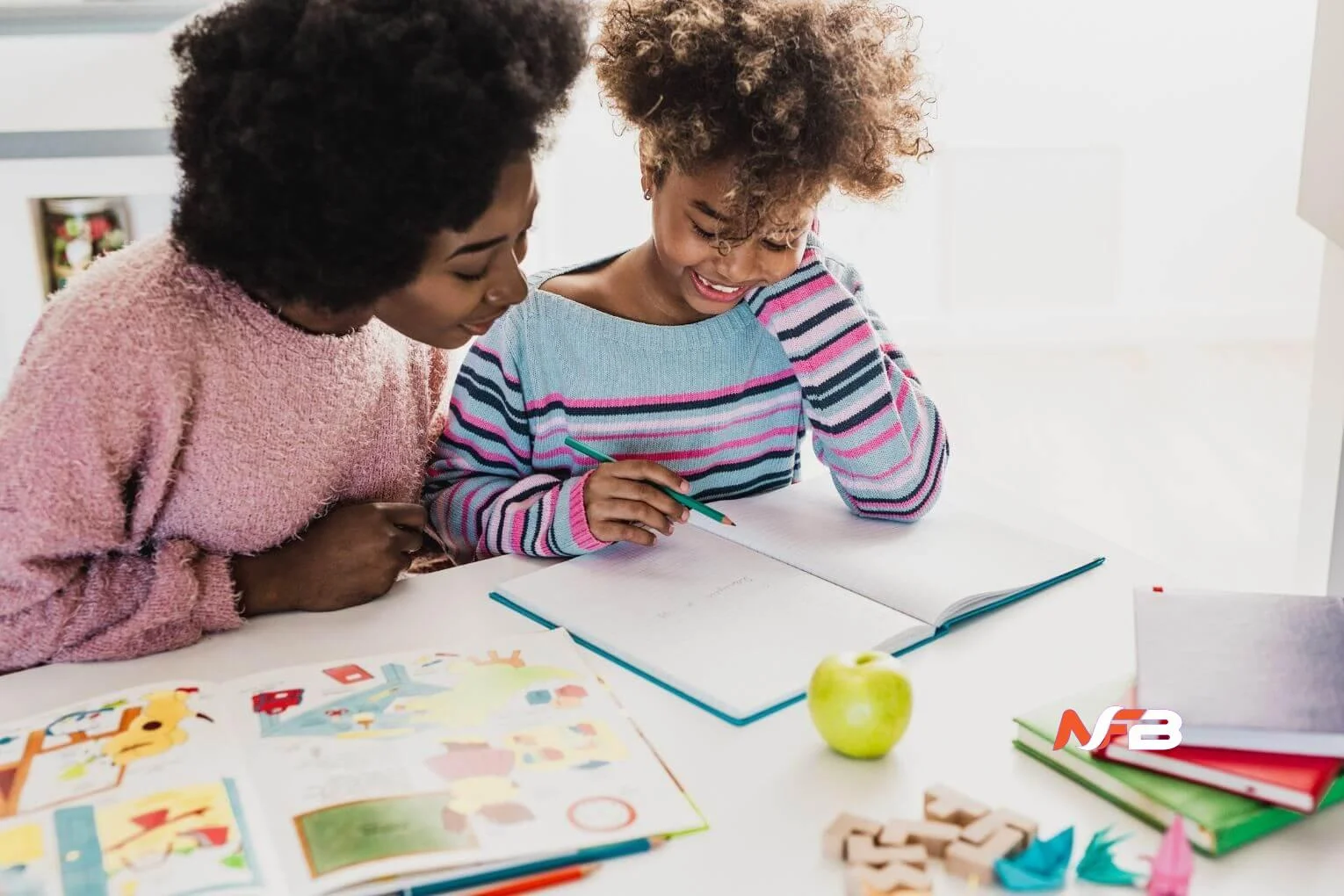 Raising Bilingual Kids: The Ultimate Guide with Strategies and Activities